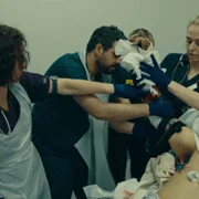 Critical: Between Life and Death - galeria zdjęć - filmweb
