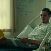 Critical: Between Life and Death - galeria zdjęć - filmweb