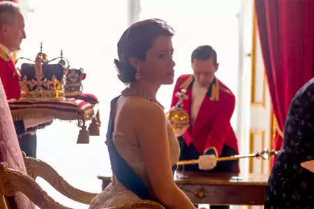 The Crown - galeria zdjęć - filmweb