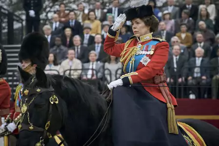 The Crown - galeria zdjęć - filmweb