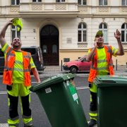 Troje pod przykrywką - galeria zdjęć - filmweb