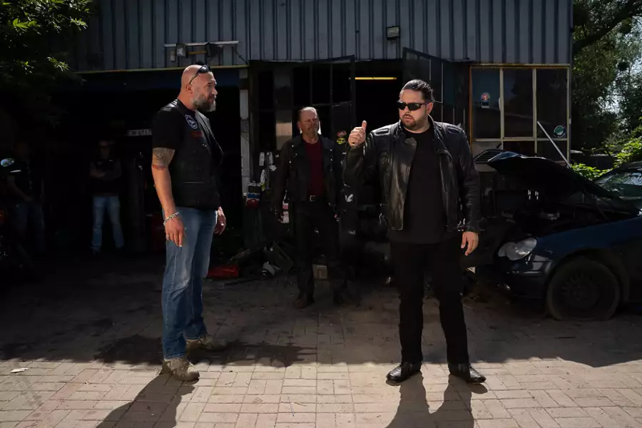 Troje pod przykrywką - galeria zdjęć - filmweb