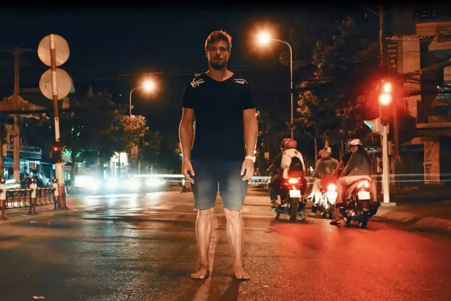 W pogoni za wiatrem. Powered by Virgin Mobile - galeria zdjęć - filmweb