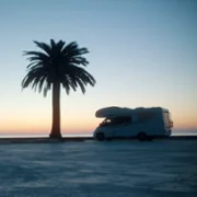 Camper - galeria zdjęć - filmweb