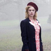Small Island - galeria zdjęć - filmweb