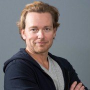 Ties That Bind - galeria zdjęć - filmweb