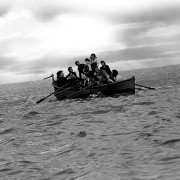 Łódź ratunkowa - galeria zdjęć - filmweb