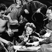Lifeboat - galeria zdjęć - filmweb