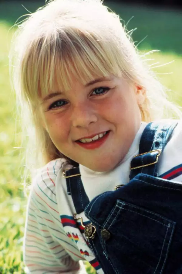 Lina - galeria zdjęć - filmweb