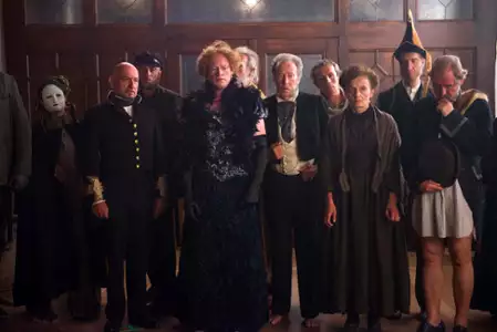 Obłąkani - galeria zdjęć - filmweb