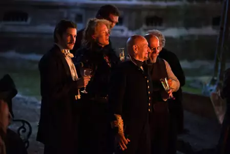 Obłąkani - galeria zdjęć - filmweb