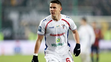 Sezon 1 Odcinek 4 Tak jak piłka, on też wpadł do bramki