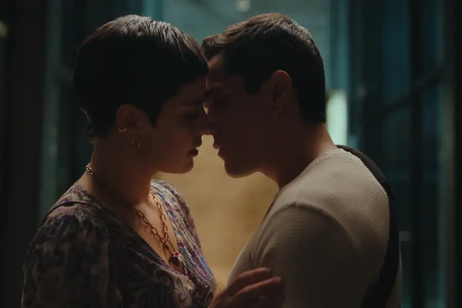 Zatajone grzechy - galeria zdjęć - filmweb