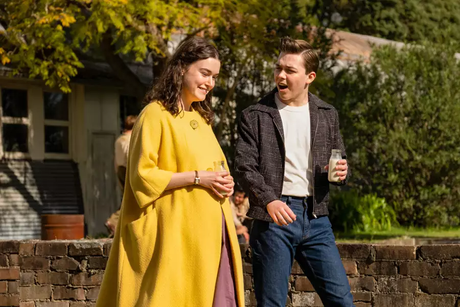 Ten Pound Poms - galeria zdjęć - filmweb