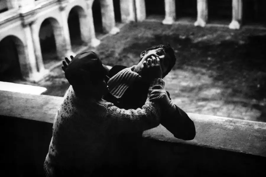 Niepokoje wychowanka Törlessa - galeria zdjęć - filmweb