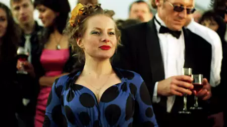 Yuzhnye nochi - galeria zdjęć - filmweb