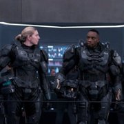 Halo - galeria zdjęć - filmweb