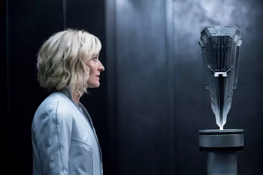 Halo - galeria zdjęć - filmweb
