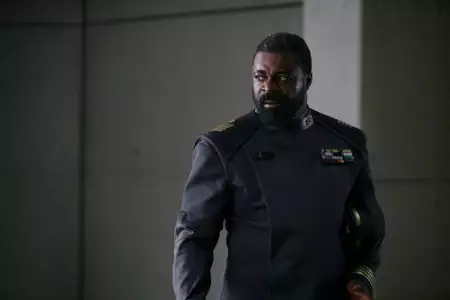 Halo - galeria zdjęć - filmweb