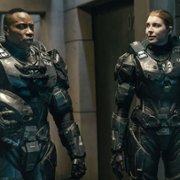 Halo - galeria zdjęć - filmweb