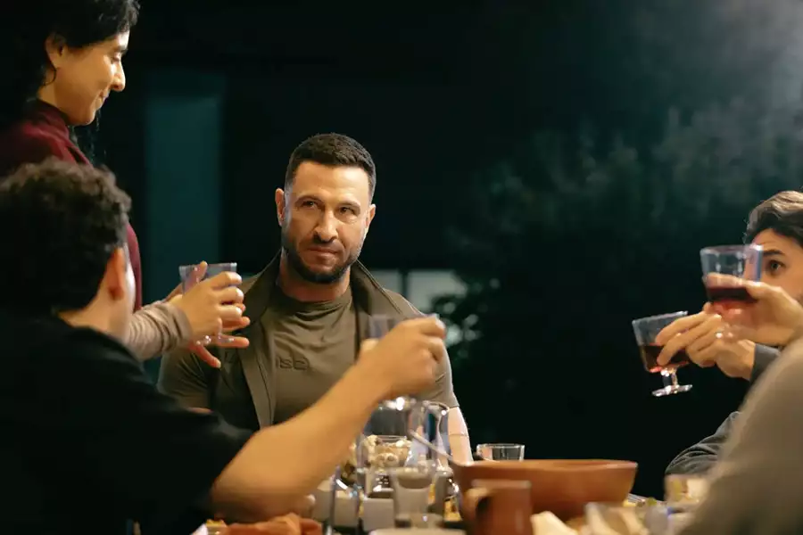 Halo - galeria zdjęć - filmweb