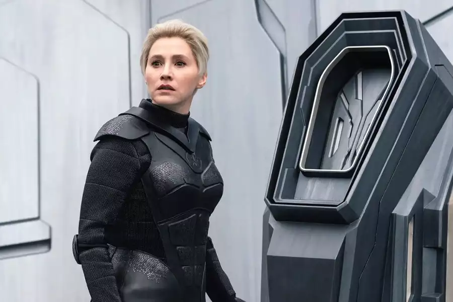 Halo - galeria zdjęć - filmweb