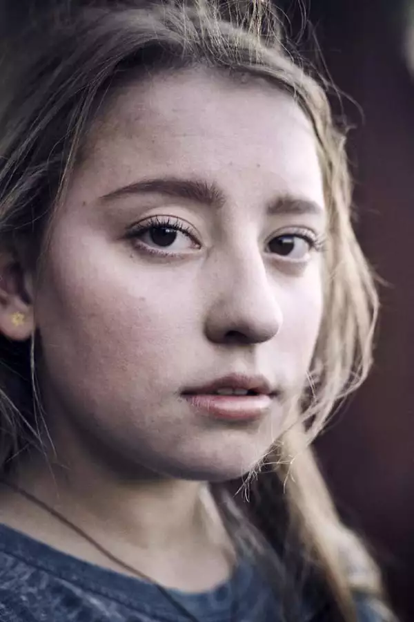 Tomorrow, When the War Began - galeria zdjęć - filmweb