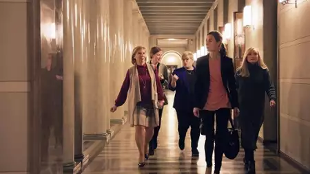 Pierwsza piątka - galeria zdjęć - filmweb