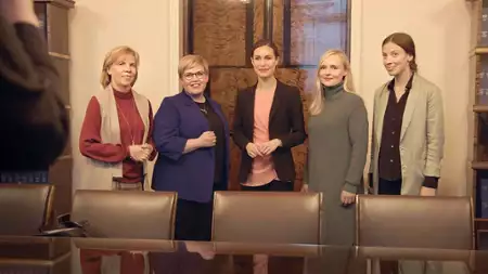 Pierwsza piątka - galeria zdjęć - filmweb