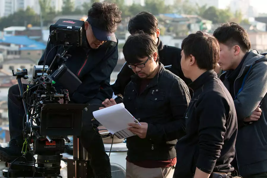 Eun-mil-ha-gae Eui-dae-ha-gae - galeria zdjęć - filmweb