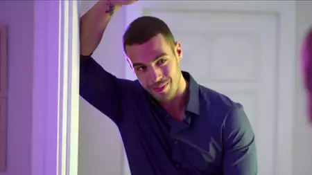 Toy Boy - galeria zdjęć - filmweb
