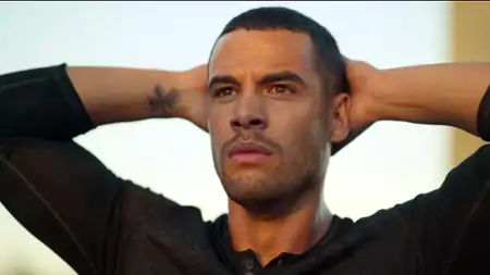 Toy Boy - galeria zdjęć - filmweb