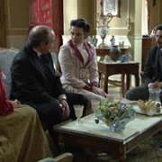 Acacias 38 - galeria zdjęć - filmweb