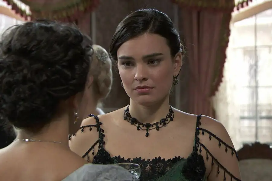 Akacjowa 38 - galeria zdjęć - filmweb