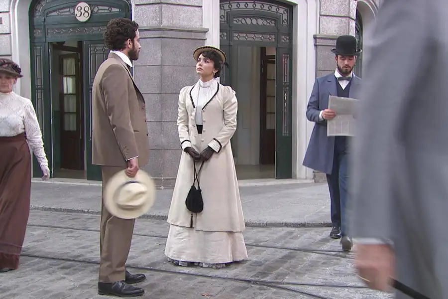 Akacjowa 38 - galeria zdjęć - filmweb