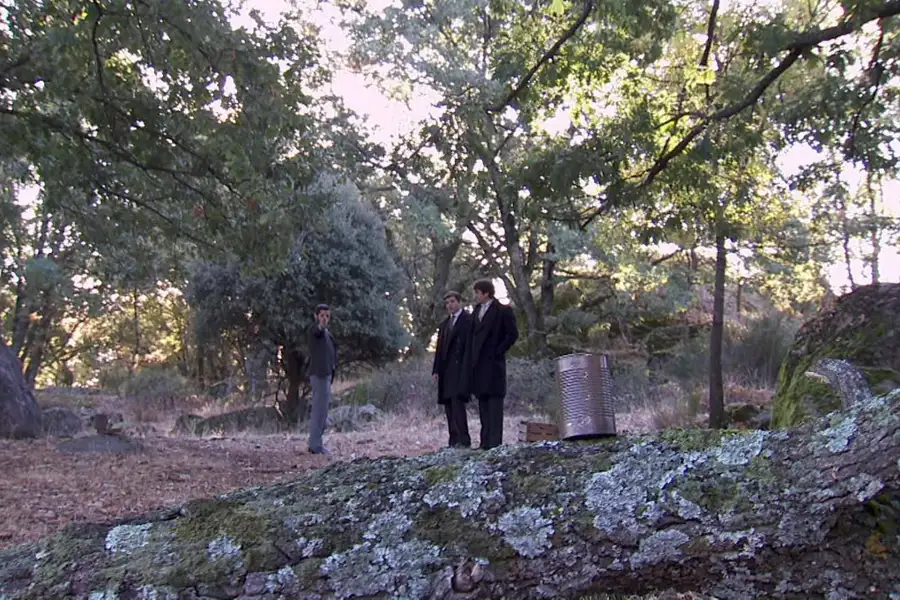 Akacjowa 38 - galeria zdjęć - filmweb