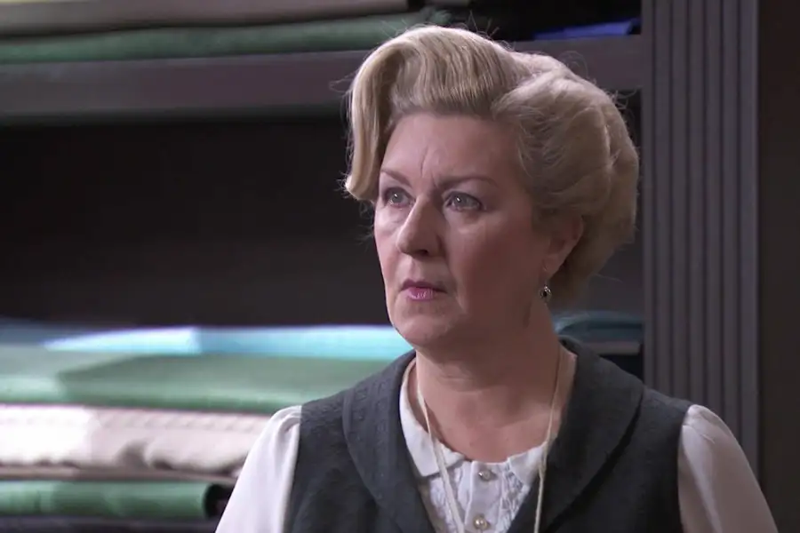 Akacjowa 38 - galeria zdjęć - filmweb