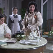 Acacias 38 - galeria zdjęć - filmweb