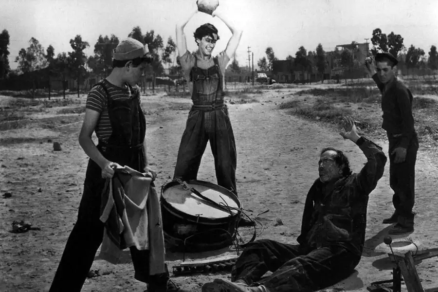 Zapomniani - galeria zdjęć - filmweb