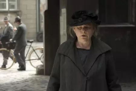 Babilon Berlin - galeria zdjęć - filmweb