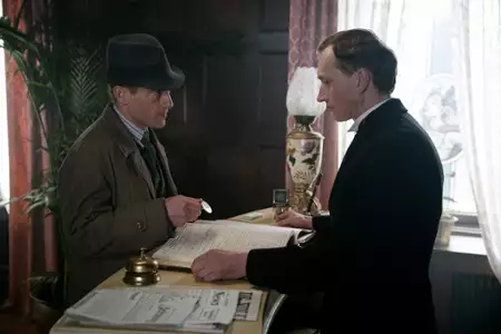 Babilon Berlin - galeria zdjęć - filmweb