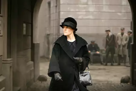 Babilon Berlin - galeria zdjęć - filmweb
