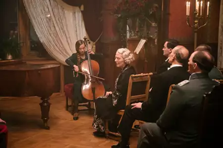 Babilon Berlin - galeria zdjęć - filmweb