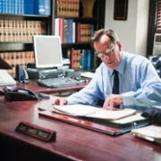 Officer Down - galeria zdjęć - filmweb