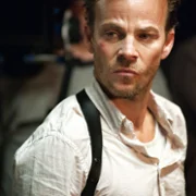 Officer Down - galeria zdjęć - filmweb