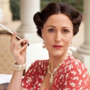 Gillian Anderson