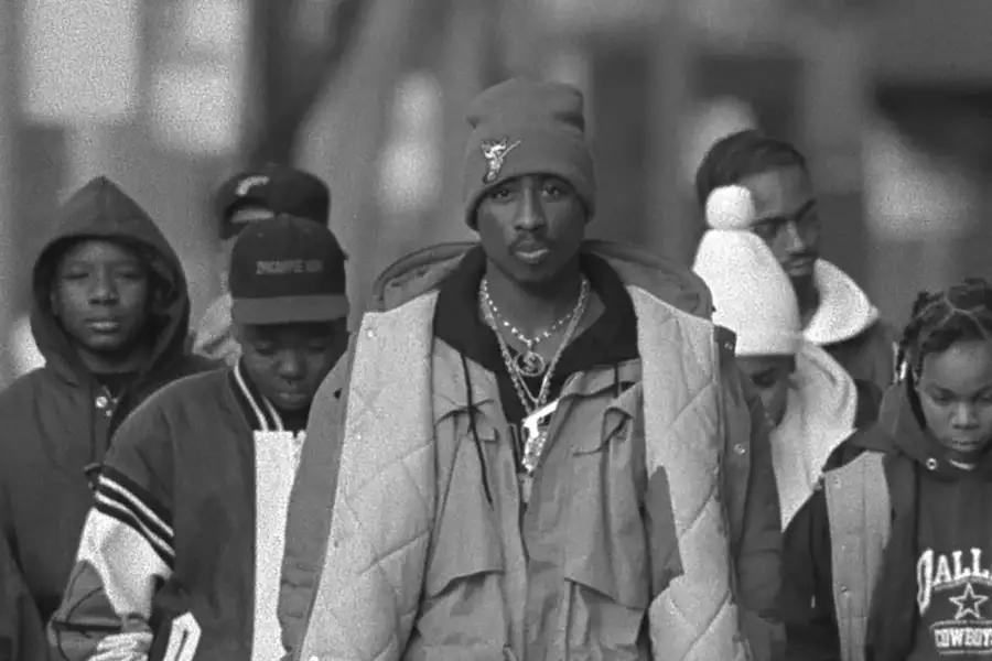 Dear Mama - galeria zdjęć - filmweb