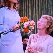 Lovers and Other Strangers - galeria zdjęć - filmweb