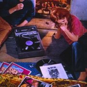 Lovers and Other Strangers - galeria zdjęć - filmweb