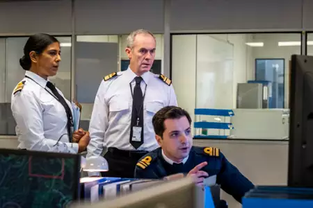 Vigil - galeria zdjęć - filmweb